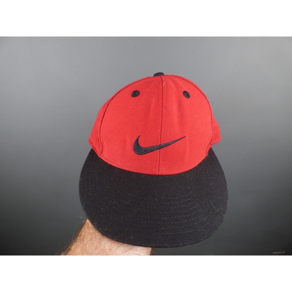 Vintage‎ 90s  Nike Center Swoosh Fitted Hat Red Black 7 1/4 Chicago Tiger